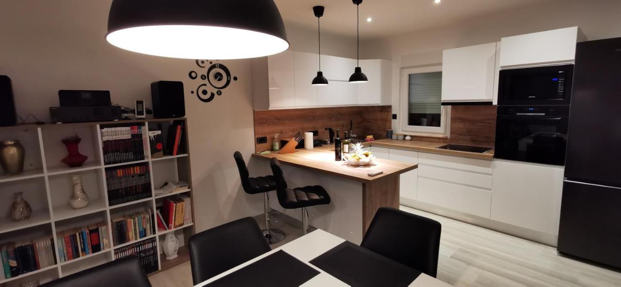 Apartman Perunika Selce Dış mekan fotoğraf