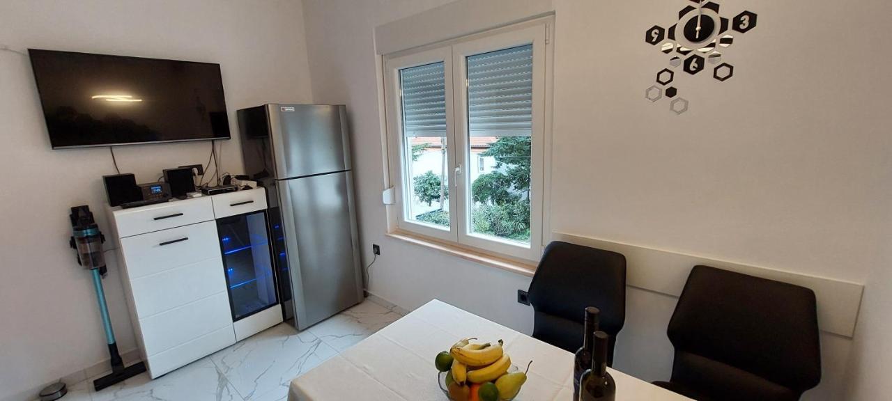 Apartman Perunika Selce Dış mekan fotoğraf
