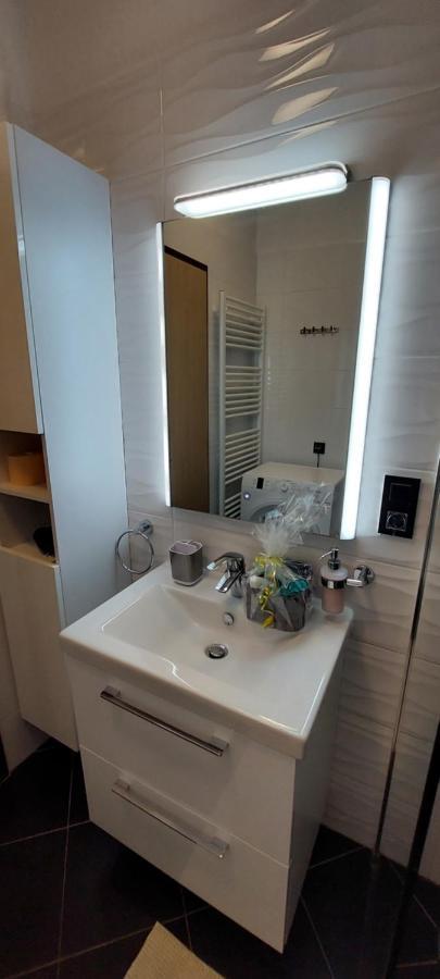 Apartman Perunika Selce Dış mekan fotoğraf